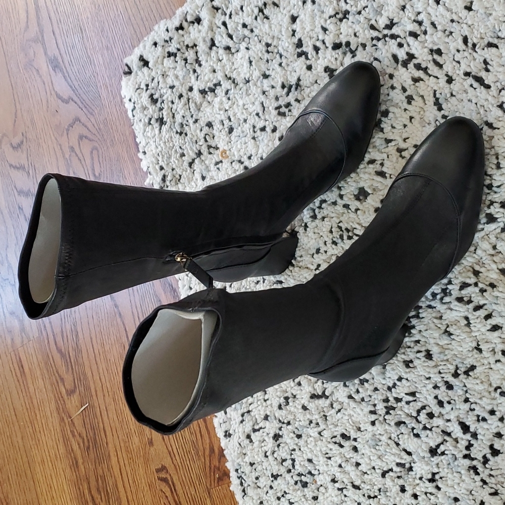 BLACK NAPPA LEATHER STRETCH ANKLE BOOTS